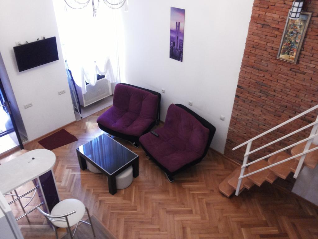 Comfortable Flat In Central Тбилиси Стая снимка